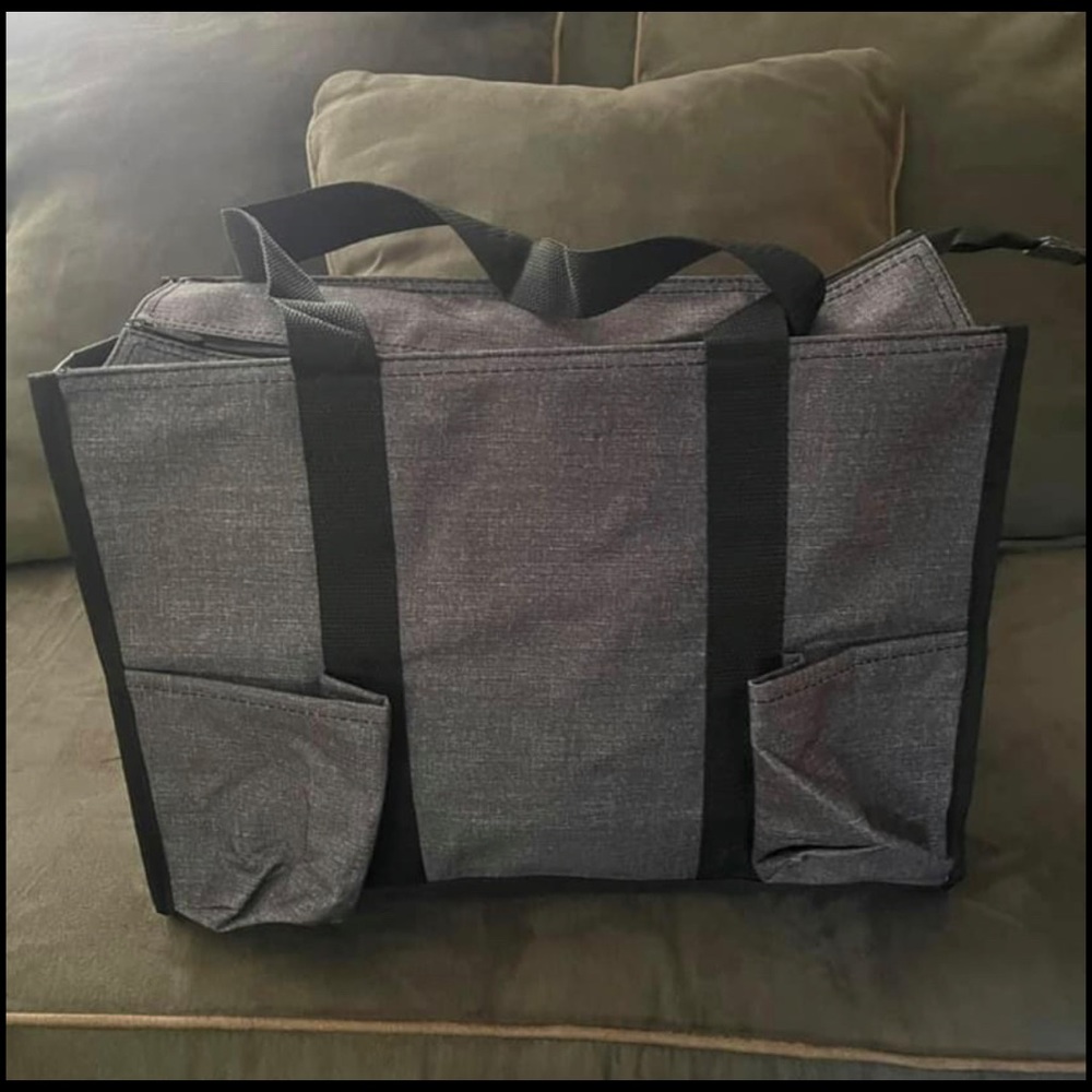 Thirty-One Zip-Top Utility Tote - NWT